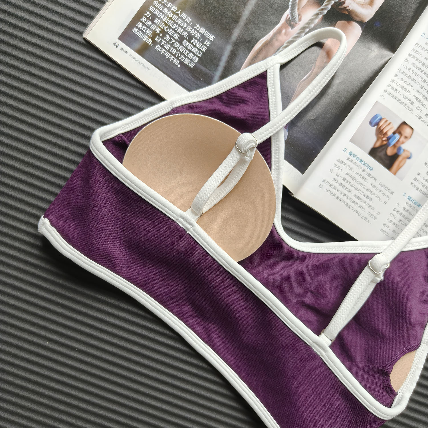 Contrast Color Women's Seamles - Sports Bra High Impact 리뷰 및 가격