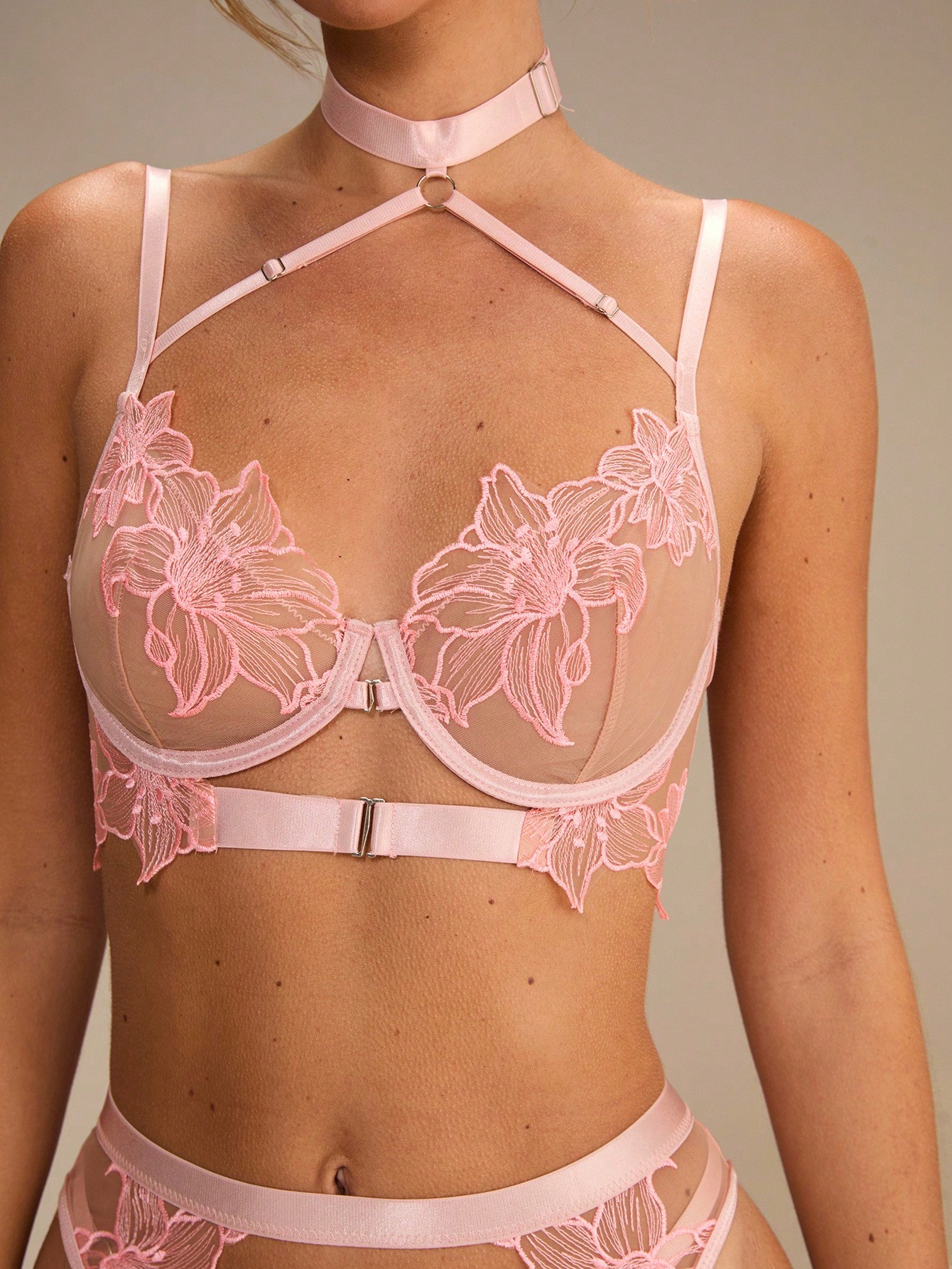 Pink Floral Lace Sheer Front-O - Garter Belt Set 리뷰 및 가격