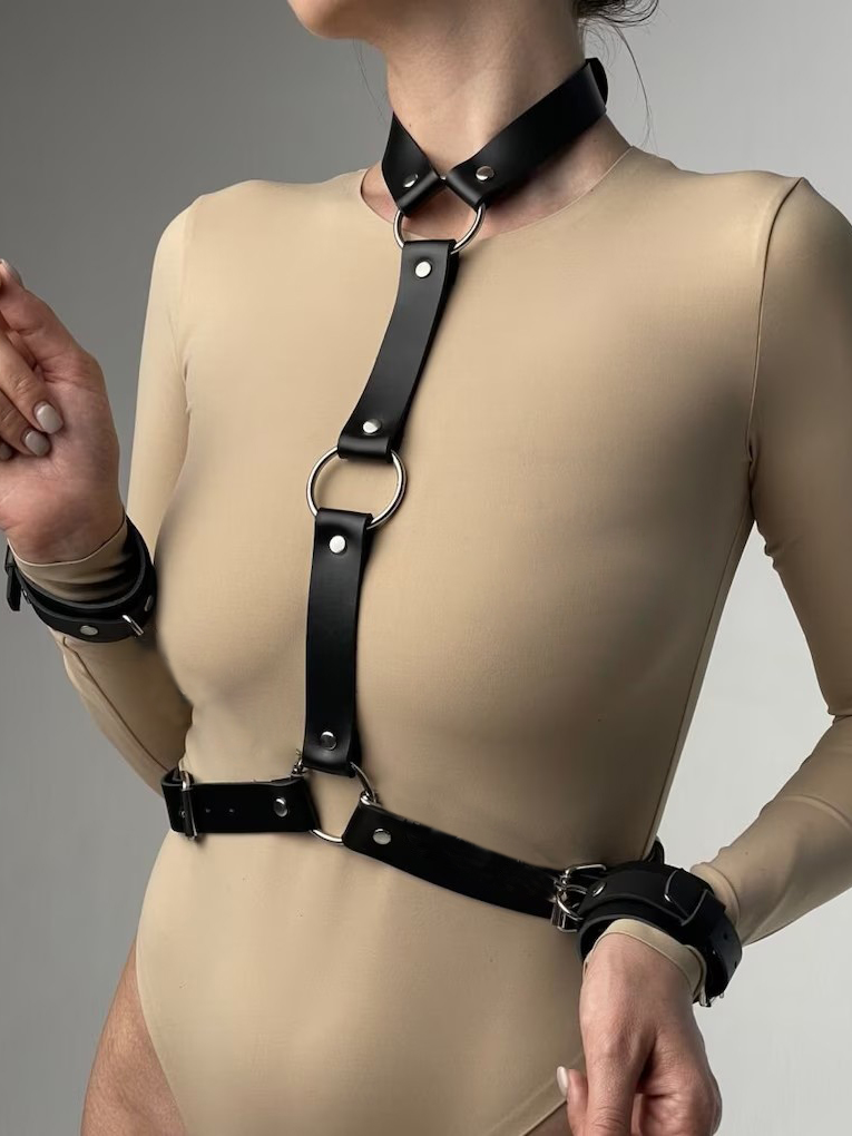 Women's Sexy Leather Harness B - Garter Belt Set 리뷰 및 가격